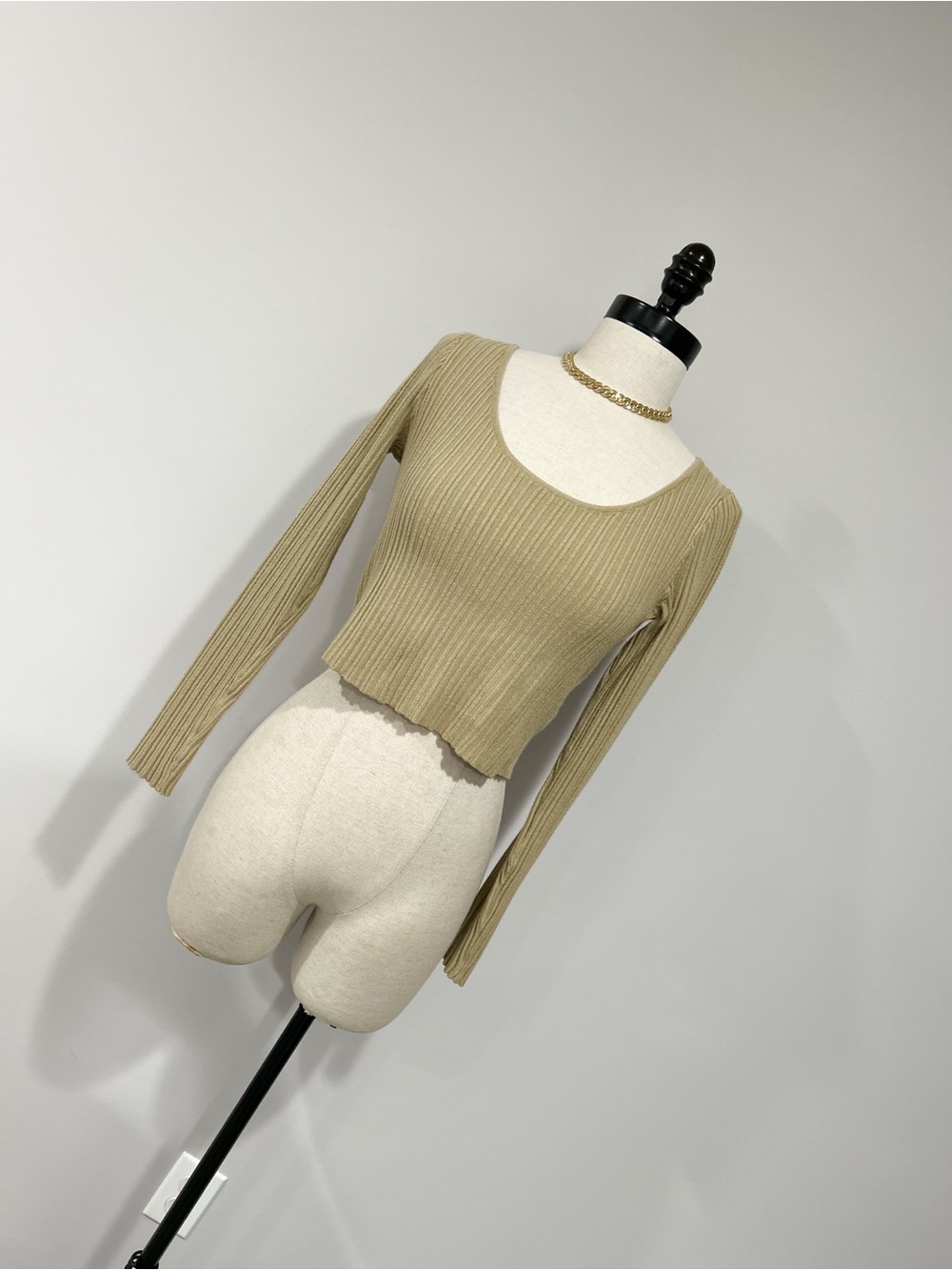 H&M Ribbed Scoop-Neck Cropped Top - Light Beige